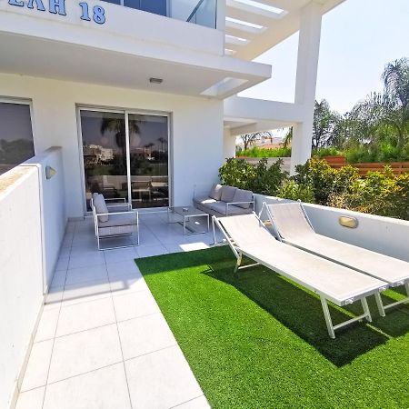 Happy Day Dreamer Apartments พีลา ภายนอก รูปภาพ