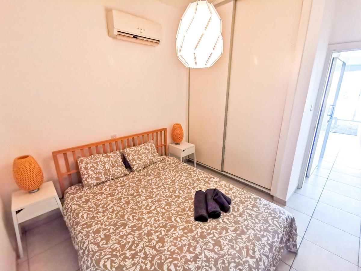 Happy Day Dreamer Apartments พีลา ภายนอก รูปภาพ